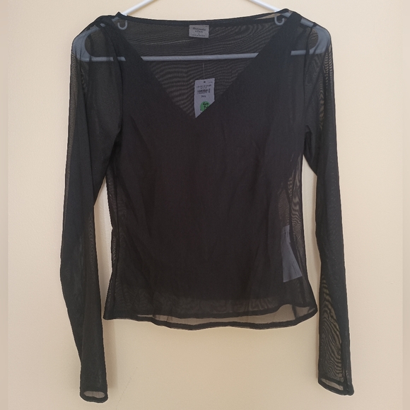 Abercrombie Black Mesh Top - Picture 1 of 6